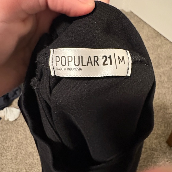 Chic Black Sleeveless Mini Dress - Picture 4 of 4